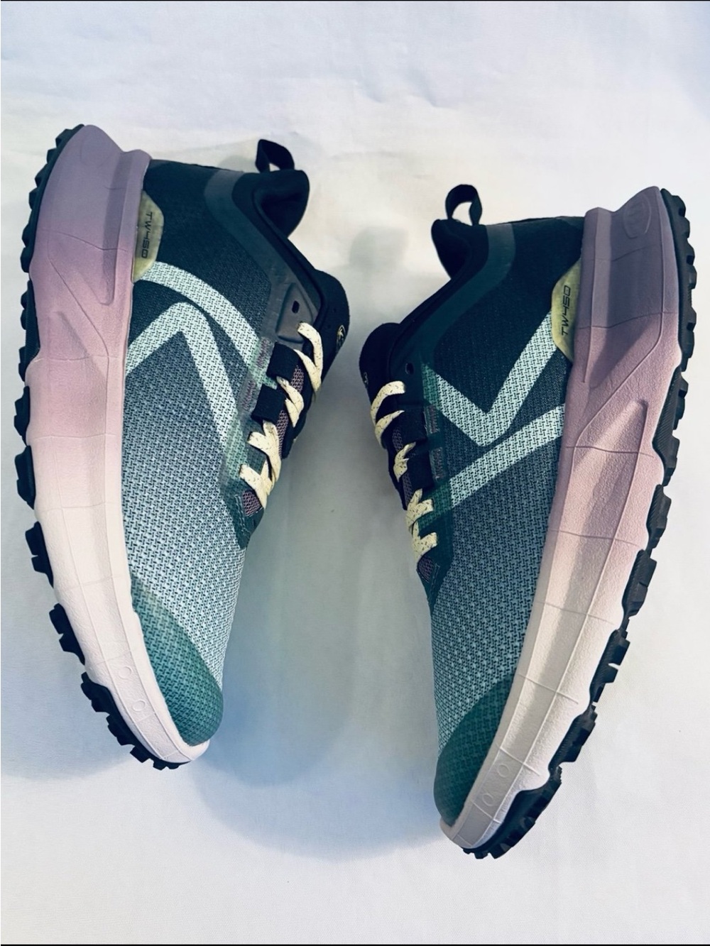 KEEN 450 Dirt Trail Hiking Shoes